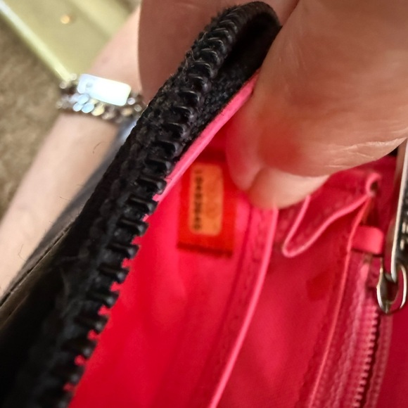 💯 Auth CHANEL CAMBON Black Quilted Zip-Around Wallet with Hot Pink Interior - Picture 9 of 16